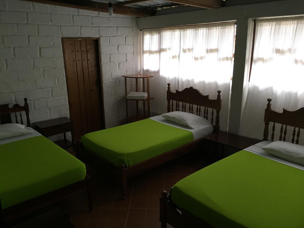 Puerto Misahuallí Hostal El Paisano الغرفة الصورة